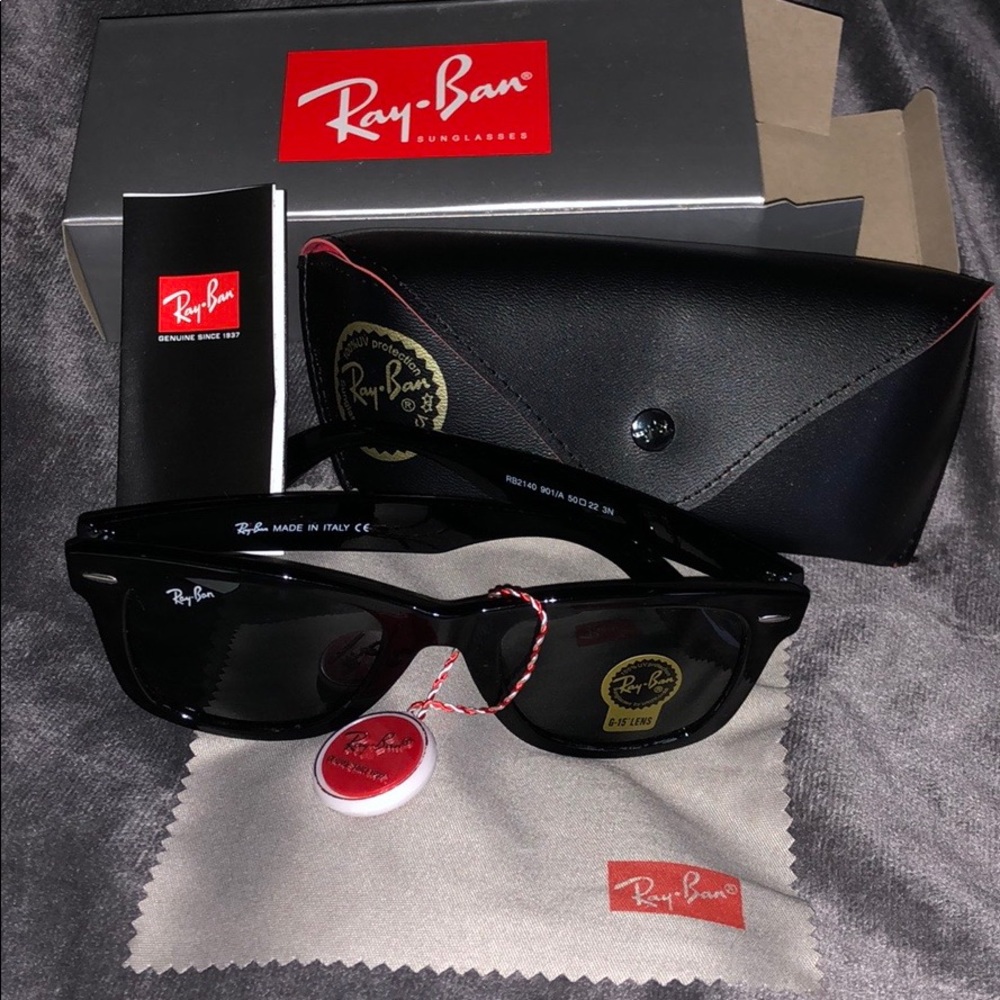 Ray-Ban Sunglasses - Brand New Wayfarer 😎50mm